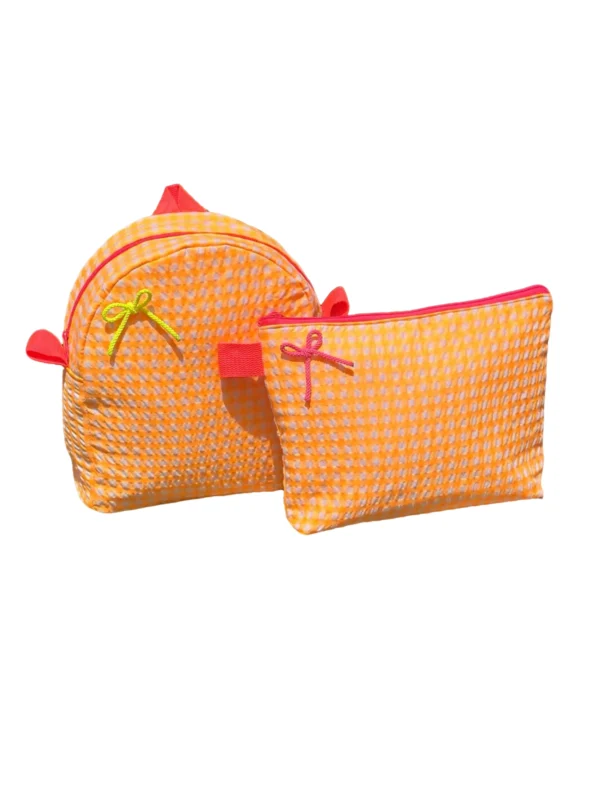 conjunto maleta y neceser neón rosa (copia)